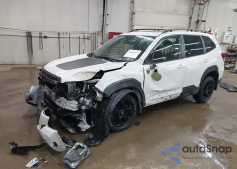 2023 Subaru Forester Wilderness z USA, uszkodzony, nr VIN JF2SKAMC3PH492095